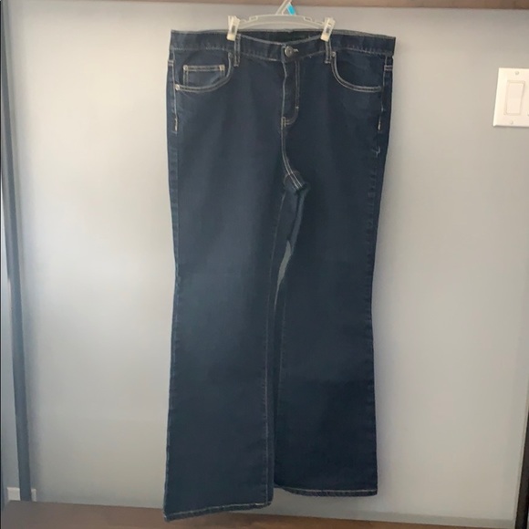 Jeans - Picture 1 of 3